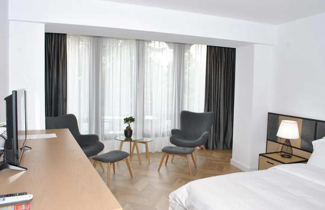 Prime Hotel-1